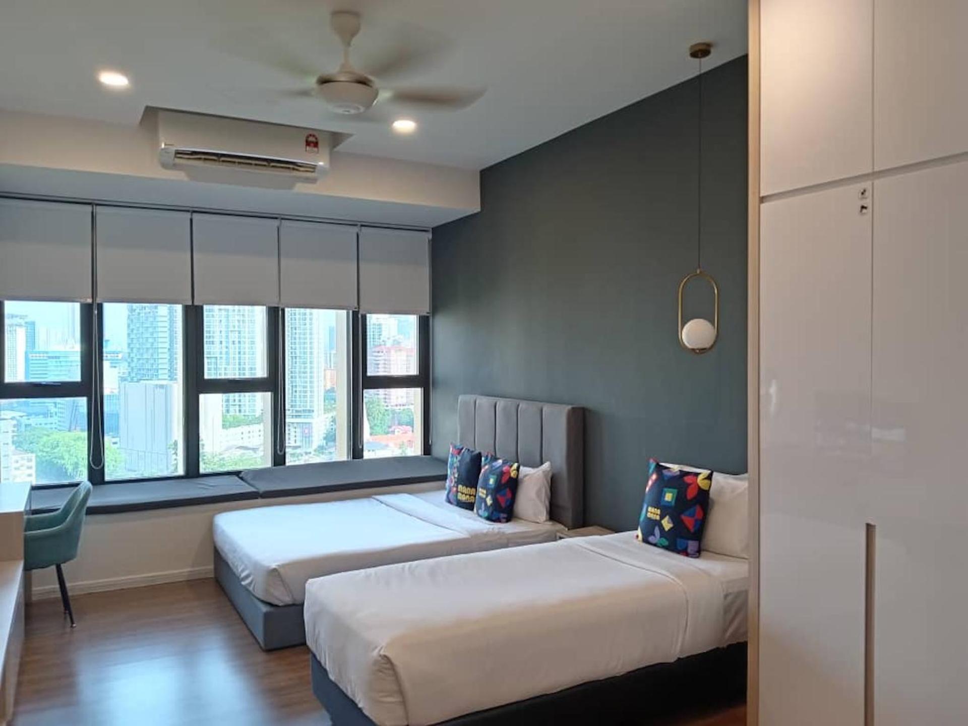 Ceylonz By Mms Apartment